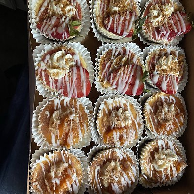 12 Cheesecake cupcakes
