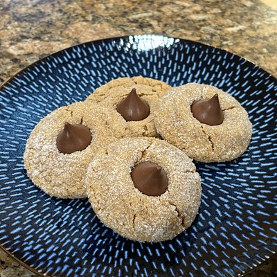 Peanut Butter Kiss Cookies (GF) - 1 Dozen