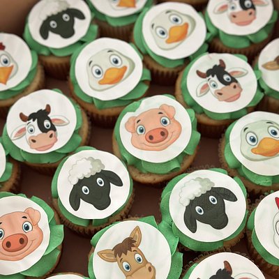 Edible Image Topper ( Cupcake ) 