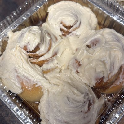 Cinnamon Rolls (4-pack)