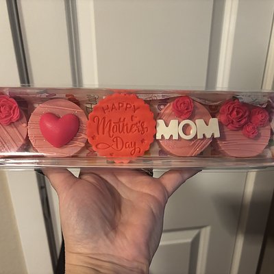 Chocolate Covered OREOS 