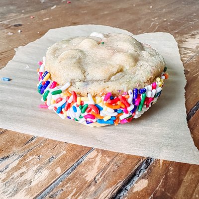 Birthday Cake - Cookie Sandwiches