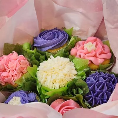 Cupcake Bouqet Decorating Workshop 