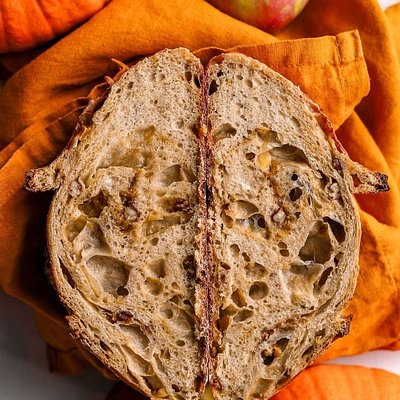 Pumpkin Apple Pecan Sourdough 
