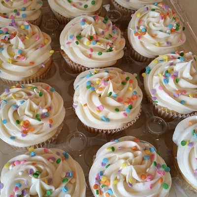 Confetti Cupcakes 
