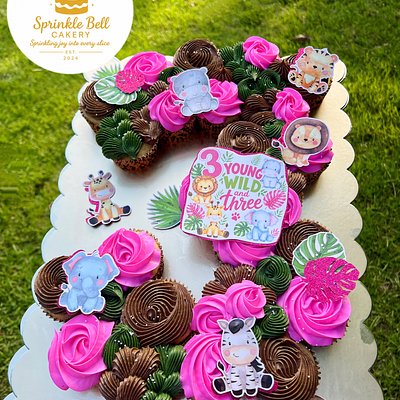 Cupcake Cake (Pull-Apart Number or Shape)
