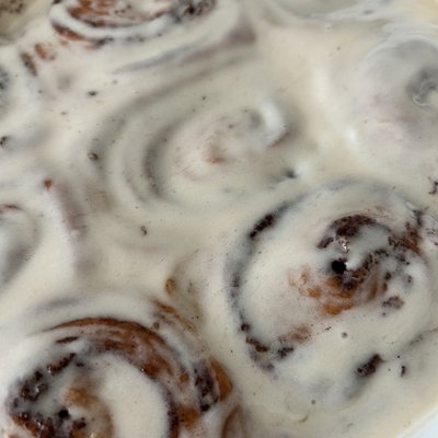 CINNAMON ROLLS 
