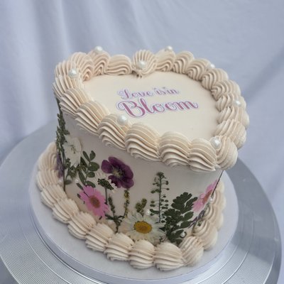 6inch 2 Layer Heart Cake