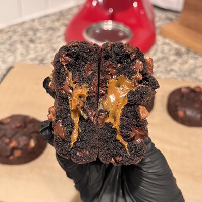 Dulce De Leche Pecan Brownie Cookie 