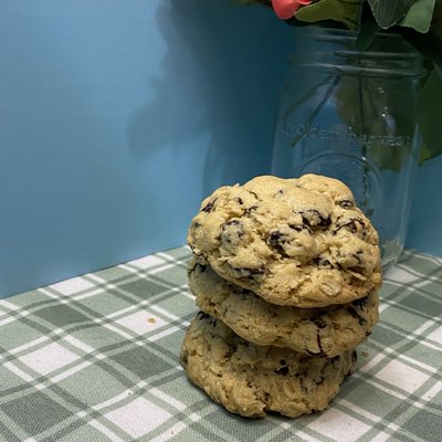 Oatmeal Raisin Cookies