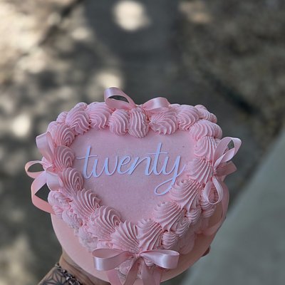 Heart Shaped Cake (6"2 Layer) 