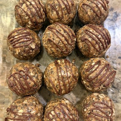Peanut Butter Energy Balls 12 pack 