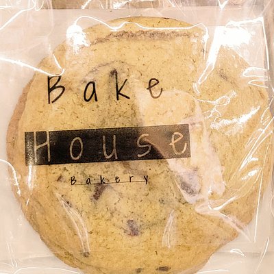 Chocolate Chip Cookie