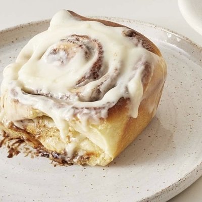 Cinnamon Rolls 4 Pack 