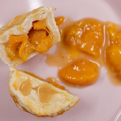 Peach Cobbler Muffins-Price Per Half Dozen