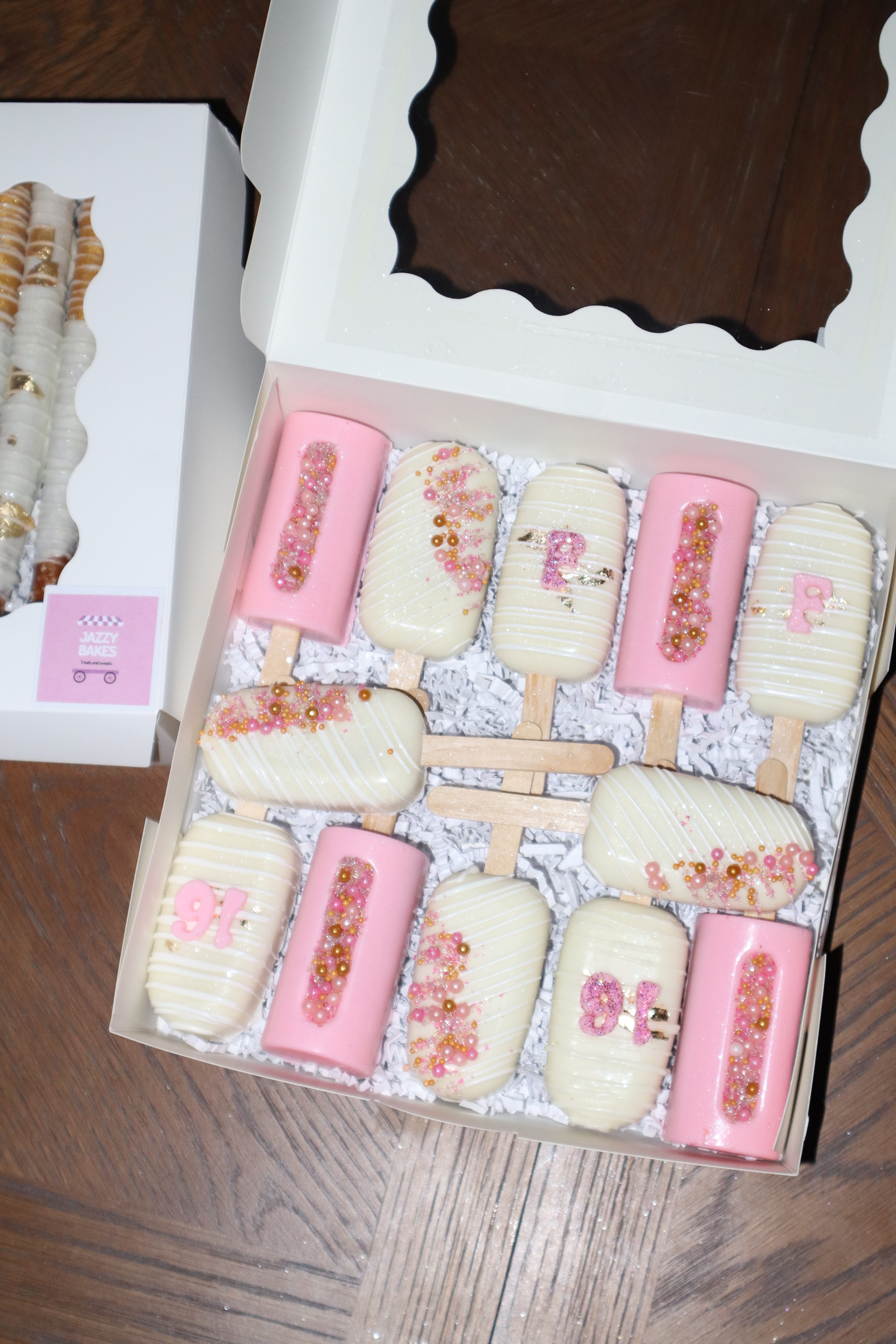 Cakesicles