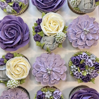 PREMIUM Boxed Florals