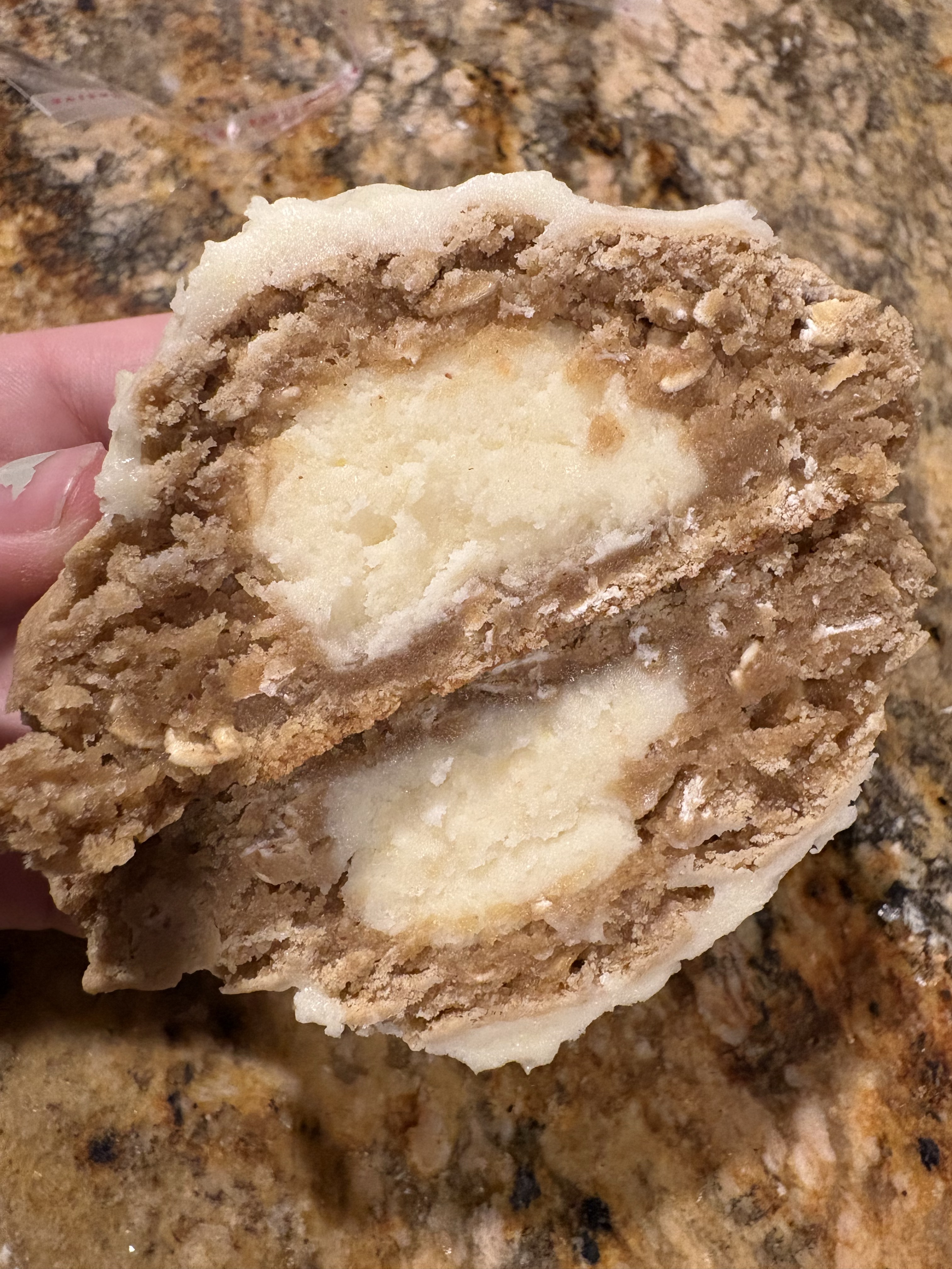 Stuffed Oatmeal Creme