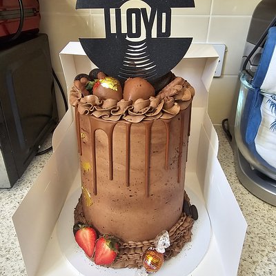 6"×3 Layer Celebration Cake (S.M Buttercream)