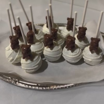 Custom Cake Pops