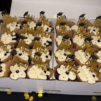 Custom Cupcakes 