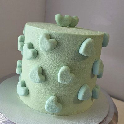 Velvet Spray Cake
