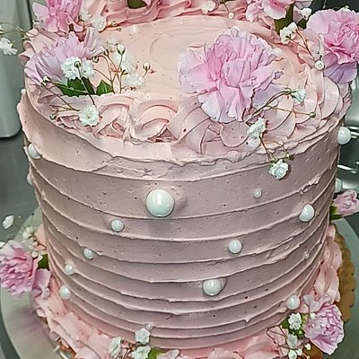 3 Layer 10" Round Cake (Feeds 16-22)
