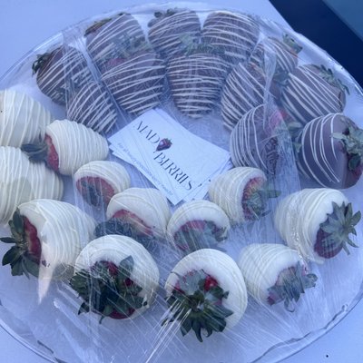 MINI BERRY PLATTER