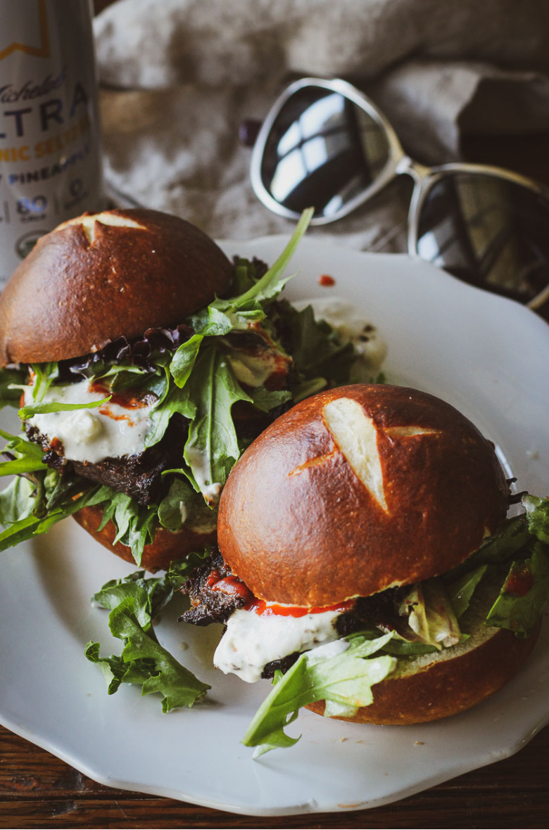 (8) Sourdough Pretzel Slider Buns 