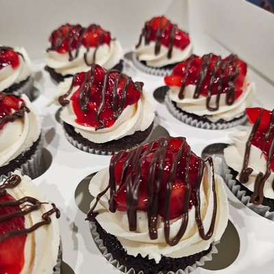 1/2 Dozen Cupcakes
