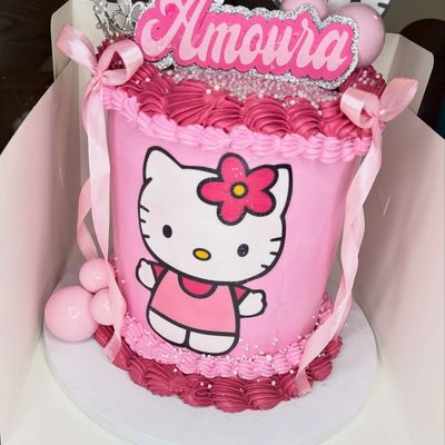 6” Custom 3 Layered Round Cake