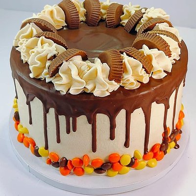 6” Reeses Cake