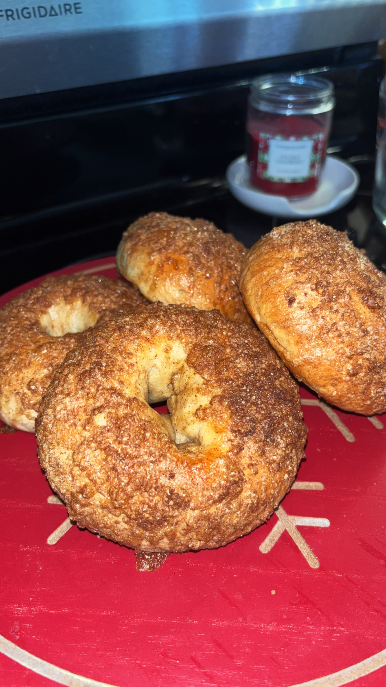 Cinnamon crunch bagels