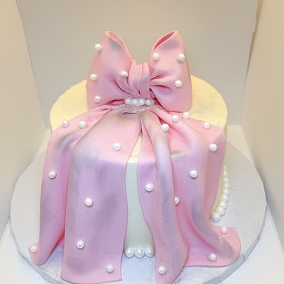 8" Custom Cake