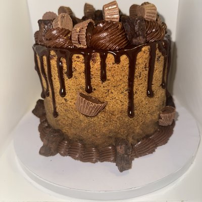 “Cookie Cake” Cake 