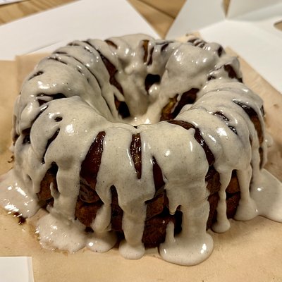 Pumpkin Sourdough Monkey Bread w/ Maple Cream Cheese Frosting
