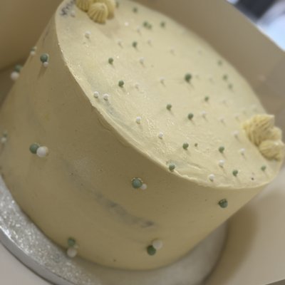 Buttercream Cake 10” 