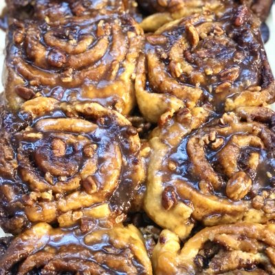 Caramel Pecan Rolls