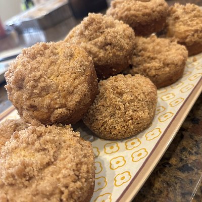 Cinnamon Streusel Muffins - 12 Pk