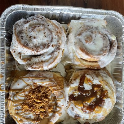 Variety Cinnamon Roll Pack 
