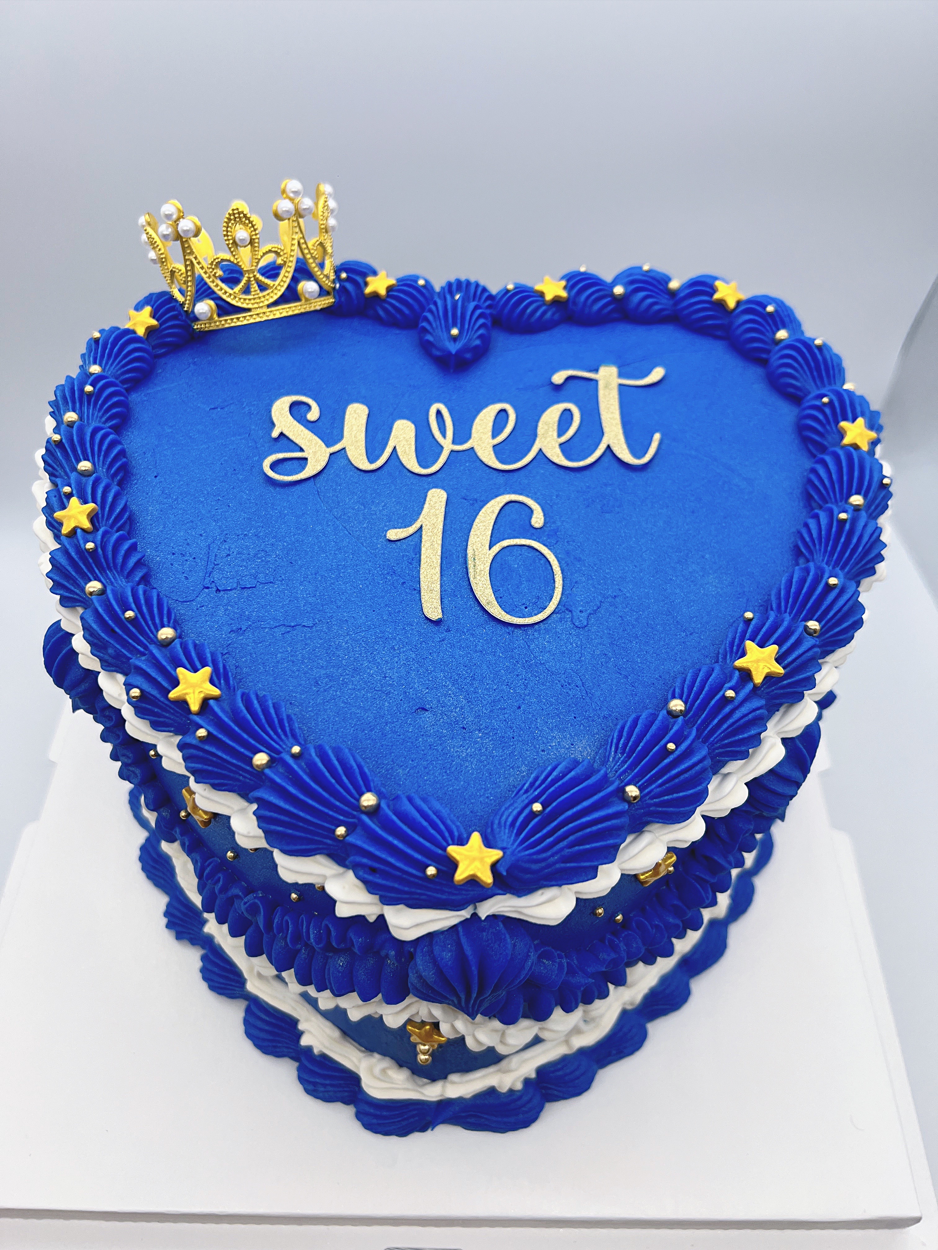 10 In 3 Layer Heart Cake