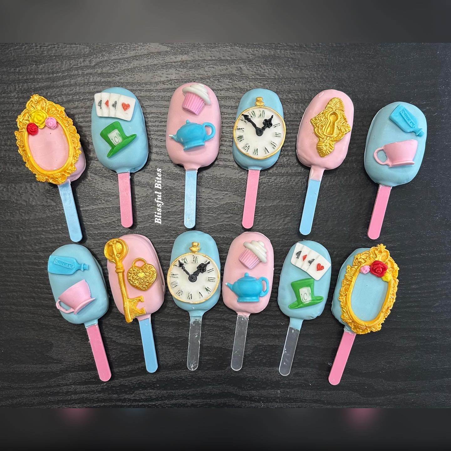 Custom Cakesicles