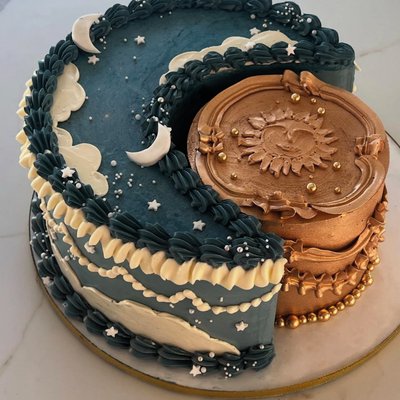 Luxury Cake 