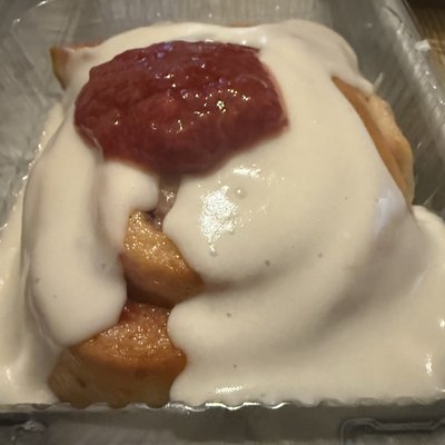 Four Strawberry Cheesecake Rolls