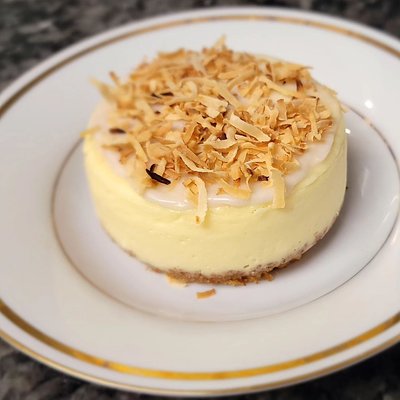 Coconut Cheesecake 4"