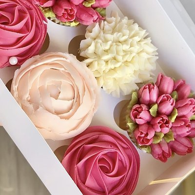 Mother’s Day Cupcake Decorating Class