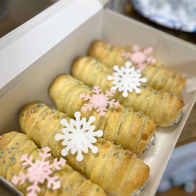 Cream Horns Reg/fruit Filled 