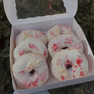 Custom Donuts 