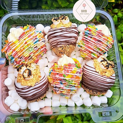 Cheesecake Stuffed Strawberries