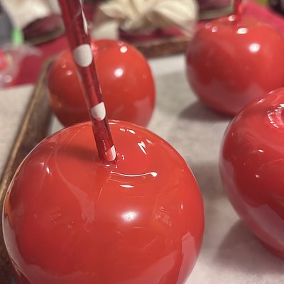 Candy Apples